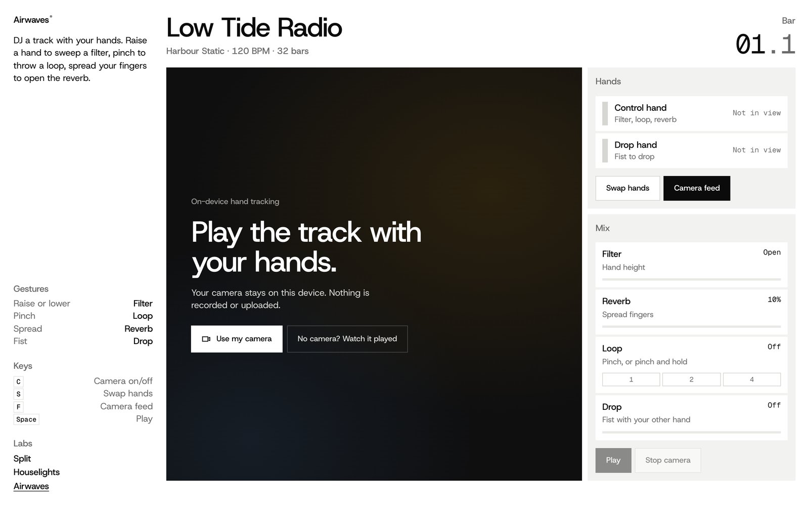 The Airwaves start screen: Play the track with your hands, with Use my camera and No camera? Watch it played buttons beside the Hands and Mix panels
